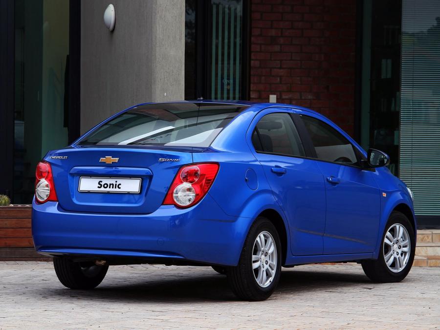  Chevrolet Sonic Sedan 2012 года  (ZA) (фото 6 из 8)